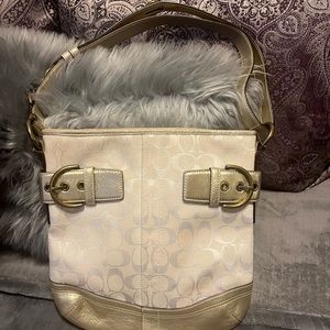 Vintage Coach Handbag in excellent condition